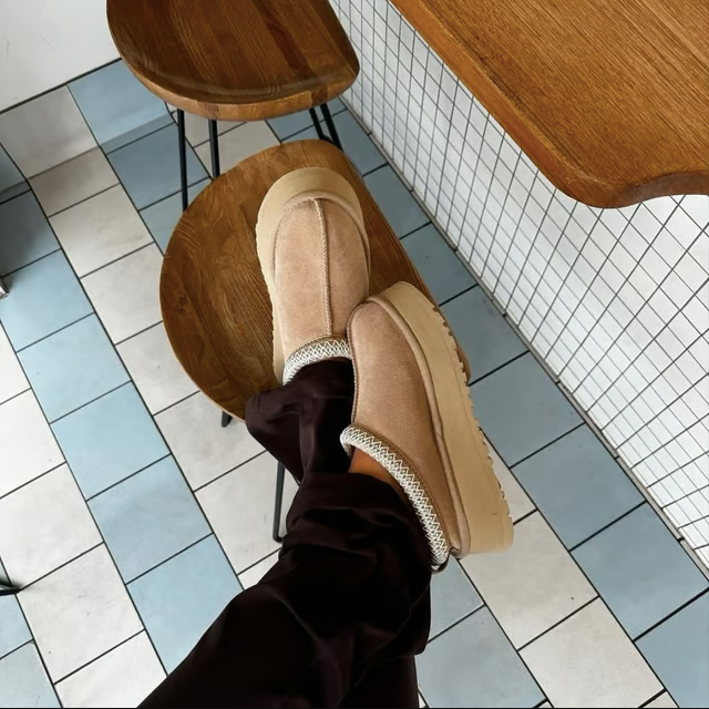 Peut-on porter des UGG au travail ?